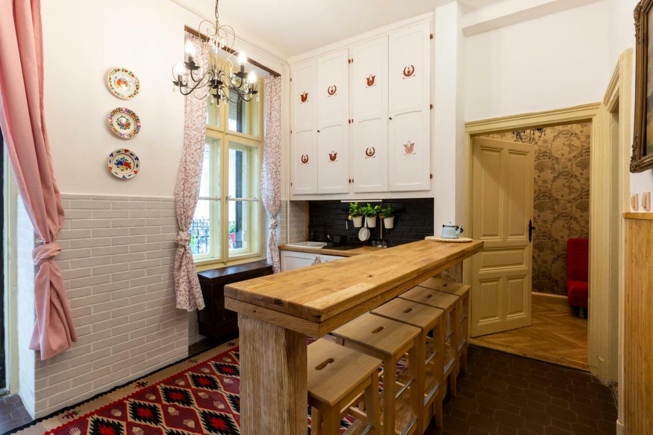 Vintage In The Center Appartement Boedapest